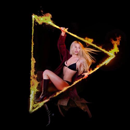 Glen Innes, NSW, Don't Click Play, Music, CD, Inertia Music, Aug25, Warner Music, Ava Max, Pop